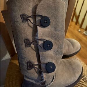 UGG Athentic Bailey Button Triplet Women's Boots, Grayish/Tan and Brown with Box
